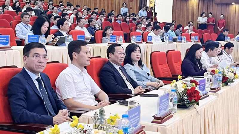 hoi-nghi-4.jpg