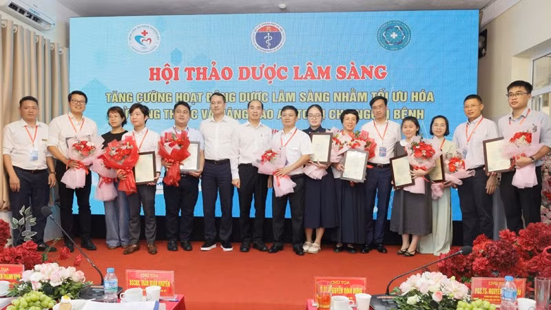 cm2.jpg