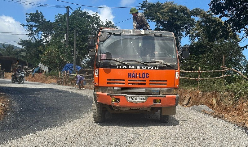 Tháo "điểm nghẽn" về giao thông là một trong những giải pháp trọng tâm được tỉnh Điện Biên ưu tiên thực hiện để cải thiện hạ tầng, thu hút đầu tư trong thời gian tới.