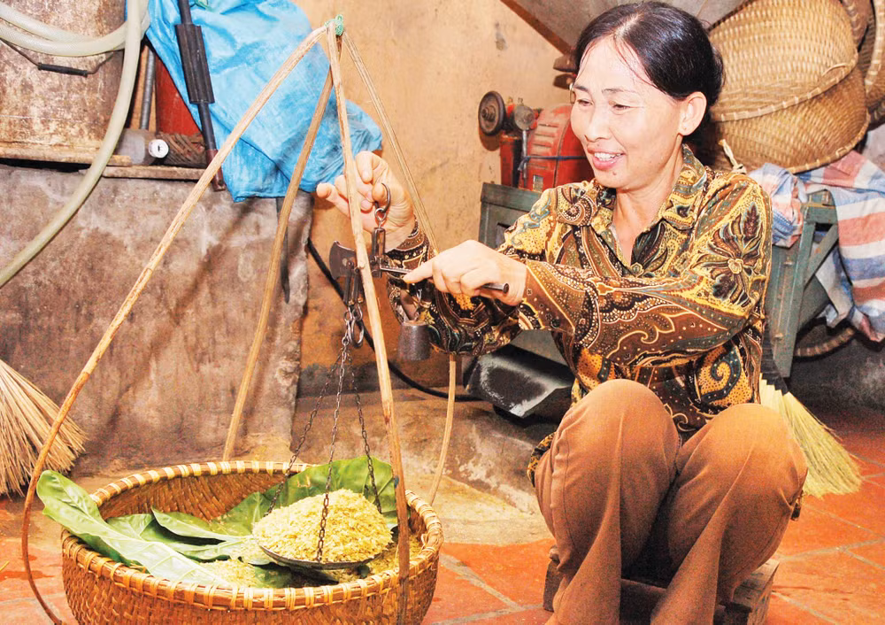 san-pham-sap-den-tay-nguoi-tieu-dung.jpg