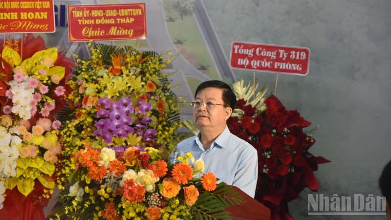 Đồng chí Mai Văn Chính phát biểu tại lễ khởi công. ndo_br_dsc-0436-4098.jpg
