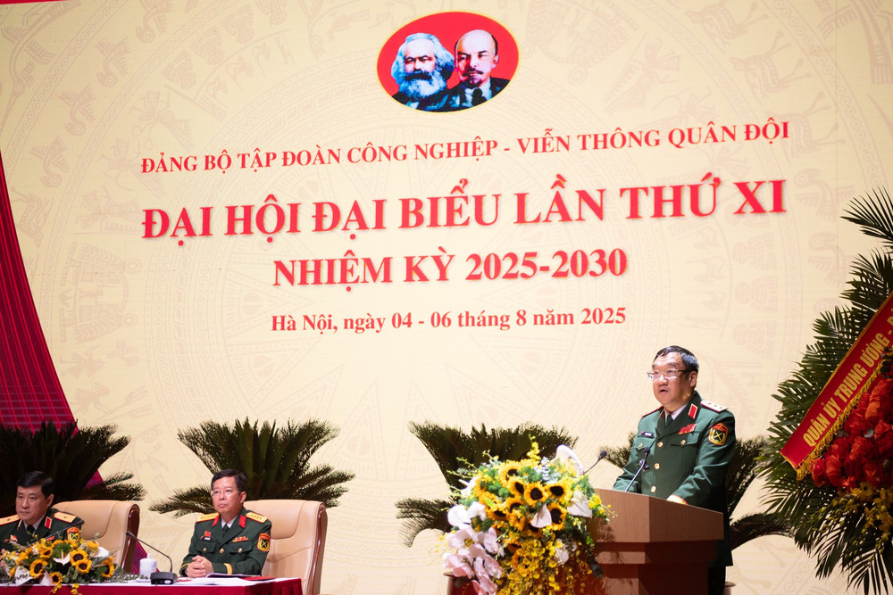 Thượng tướng Phạm Hoài Nam, Ủy viên Trung ương Đảng, Thứ trưởng Quốc phòng phát biểu chỉ đạo Đại hội ngày 5/8. thu-truong-pham-hoai-nam-phat-bieu-tai-dai-hoi.jpg