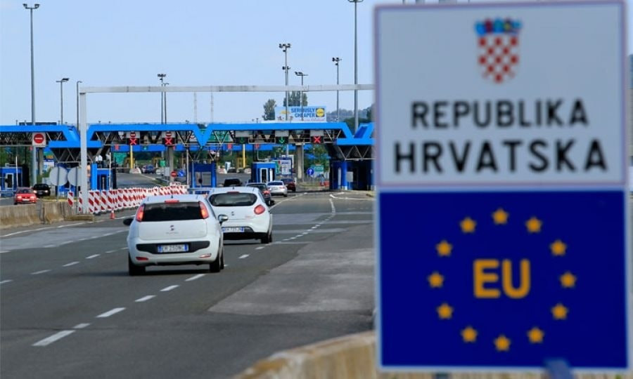 Slovenia gia hạn kiểm soát biên giới. slovenia-gia-han-kiem-soat-bien-gioi-voi-croatia.jpg