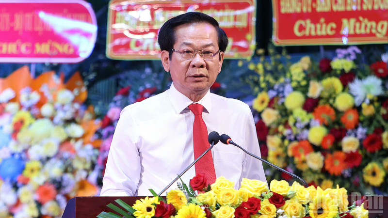 Đồng chí Đỗ Thanh Bình, Bí thư Thành ủy thành phố Cần Thơ phát biểu tại buổi lễ. ndo_br_thiet-ke-chua-co-ten-1.png