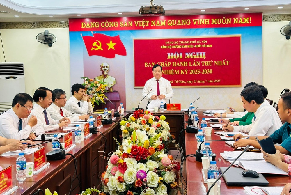 Hội nghị Ban chấp hành lần thứ nhất Đảng bộ phường Văn Miếu-Quốc Tử Giám. van-mieu-quoc-tu-giam.jpg