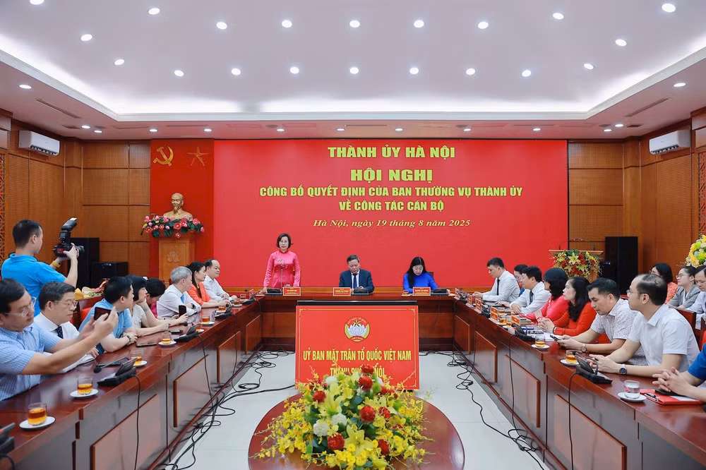 bui-huyen-mai-2.jpg