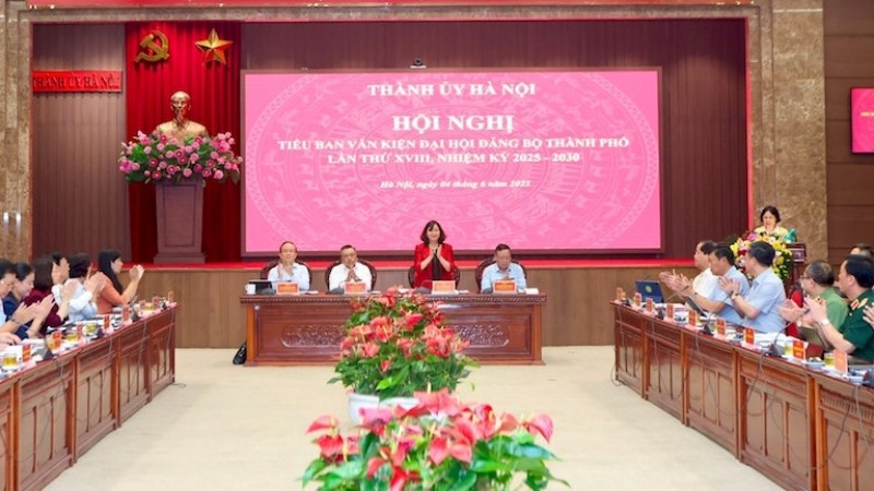 Quang cảnh hội nghị chiều 4/6.