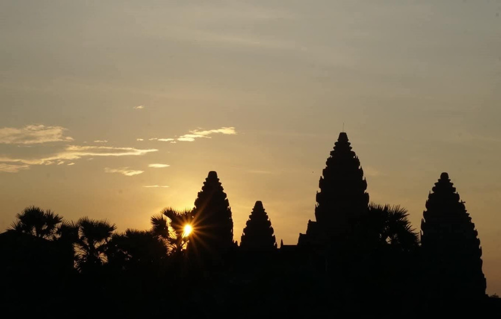 Bình minh ở Angkor Watt.