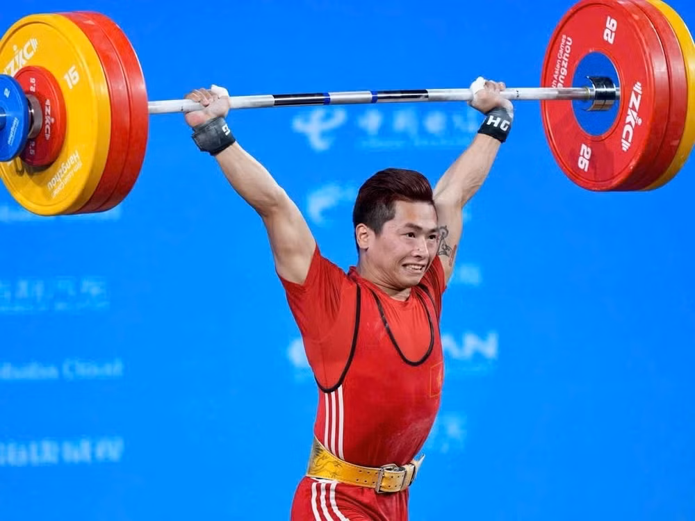 Trịnh Văn Vinh dần lấy lại phong độ ở hạng cân mới.
