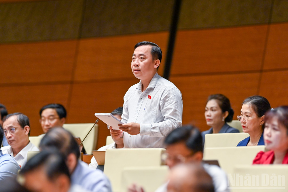 Đại biểu Đào Chí Nghĩa (đoàn thành phố Cần Thơ). (Ảnh: DUY LINH) ndo_br_do-chi-nghia-can-tho.jpg