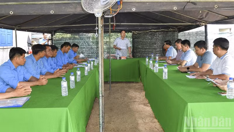 ndo_br_dai-ta-nguyen-van-hoa-bieu-duong-tinh-than-trach-nhiem-su-tan-tuy-cua-can-bo-chien-si-doi-k91-2256.jpg