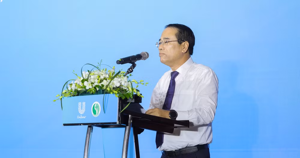 3-ong-tang-the-cuong-cuc-truong-cuc-moi-truong-bo-nong-nghiep-va-moi-truong-phat-bieu-khai-mac-tai-su-kien.jpg