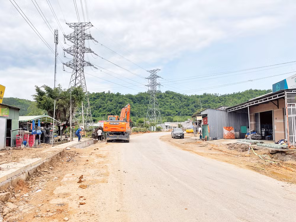 Giải phóng mặt bằng vẫn là một vướng mắc tại Dự án cải tạo Quốc lộ 28B.