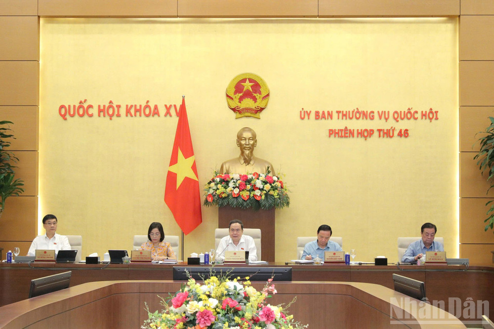 Quang cảnh phiên họp. (Ảnh: DUY LINH) ndo_br_z6686016699957-81d92778f8c0699473c11f21a6543bce.jpg