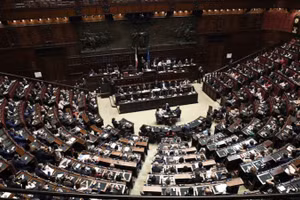 Toàn cảnh một phiên họp Quốc hội Italy tại Rome. (Ảnh: Anadolu Agency/TTXVN)