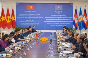 Toàn cảnh cuộc hội đàm. (Ảnh: ĐINH TRƯỜNG)