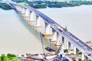 Cầu Nhơn Trạch thuộc Dự án thành phần 1A đưa vào khai thác, giúp việc đi lại giữa Thành phố Hồ Chí Minh và Đồng Nai được rút ngắn.