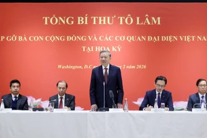 Tổng Bí thư Tô Lâm phát biểu tại buổi gặp gỡ bà con cộng đồng và các cơ quan đại diện Việt Nam tại Hoa Kỳ. (Ảnh: Thống Nhất/TTXVN)