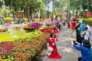 Thủ tướng Chính phủ Phạm Minh Chính chỉ thị tổ chức Tết Nguyên đán Bính Ngọ năm 2026 vui tươi, lành mạnh, an toàn, tiết kiệm.