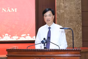 Bí thư Thành ủy Hà Nội Nguyễn Duy Ngọc phát biểu tại Hội nghị. (Ảnh: Quang Thái/Hà Nội mới)