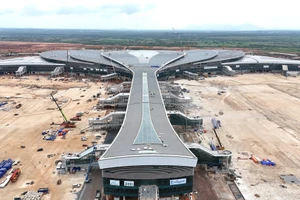 Nhà ga hành khách sân bay Long Thành được thiết kế theo hình ảnh hoa sen, đang bước vào giai đoạn hoàn thành.