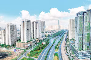Thành phố Hồ Chí Minh đang vươn mình khẳng định vị thế mới. (Ảnh: DUY HIỆU)
