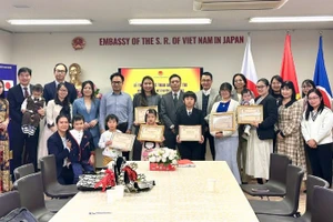 Lễ trao giải Cuộc thi “Kể chuyện, vẽ tranh, hát và đọc thơ về Bác Hồ với thiếu nhi” năm 2025 diễn ra tại Đại sứ quán Việt Nam tại Nhật Bản. (Ảnh: BTC)