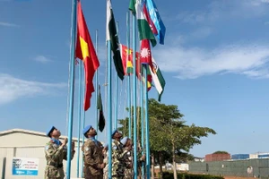 Lễ thượng cờ trong Lễ kỷ niệm Ngày Liên hợp quốc (24/10) tại Phái bộ an ninh lâm thời Liên hợp quốc ở Abyei.