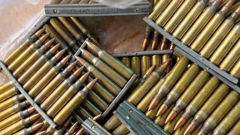  Số đạn người dân giao nộp cơ quan chức năng.