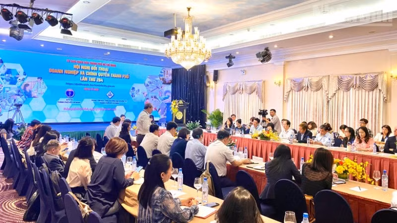 Quang cảnh hội nghị đối thoại.