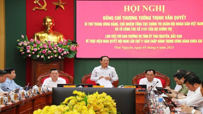 Thượng tướng Trịnh Văn Quyết làm việc với Ban Thường vụ Tỉnh ủy Thái Nguyên và Bắc Kạn.
