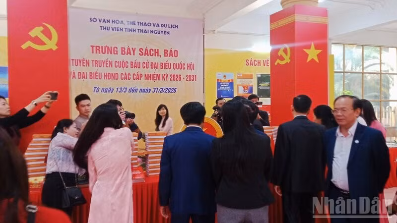 Thời gian vừa qua, Thư viện tỉnh Thái Nguyên có nhiều hoạt động quảng bá sách, báo, tạp chí (Ảnh: THẾ BÌNH)