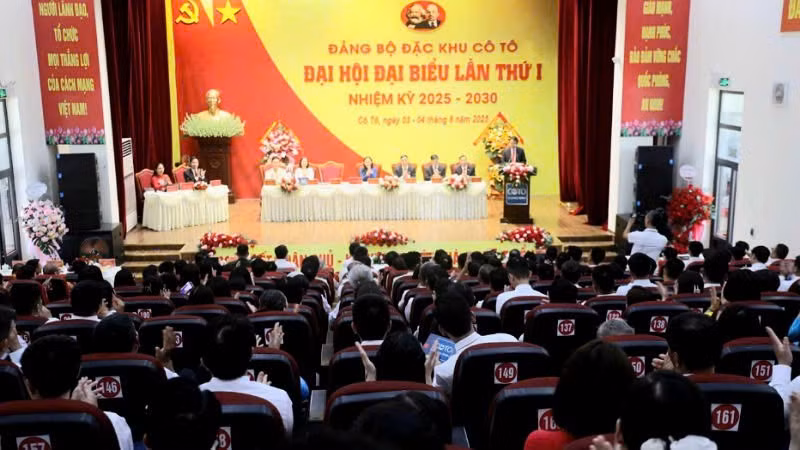 Quang cảnh Đại hội đại biểu Đảng bộ đặc khu Cô Tô lần thứ I, nhiệm kỳ 2025-2030.