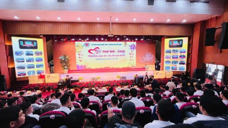 Chương trình “Tết thợ mỏ-2026” với chủ đề “Mừng Đảng quang vinh-Mừng đất nước đổi mới”.