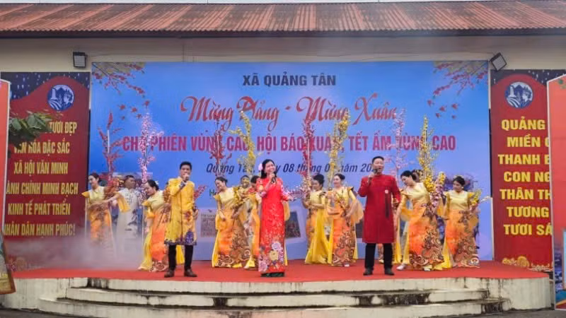 Chương trình nghệ thuật tại Hội Báo Xuân và chương trình “Tết ấm vùng cao” Xuân Bính Ngọ năm 2026 ở xã Quảng Tân.