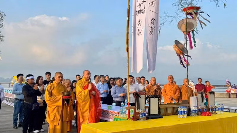 Đại Lễ cầu siêu tưởng niệm 39 nạn nhân thiệt mạng trong vụ tai nạn lật tàu du lịch Vịnh Xanh 58.