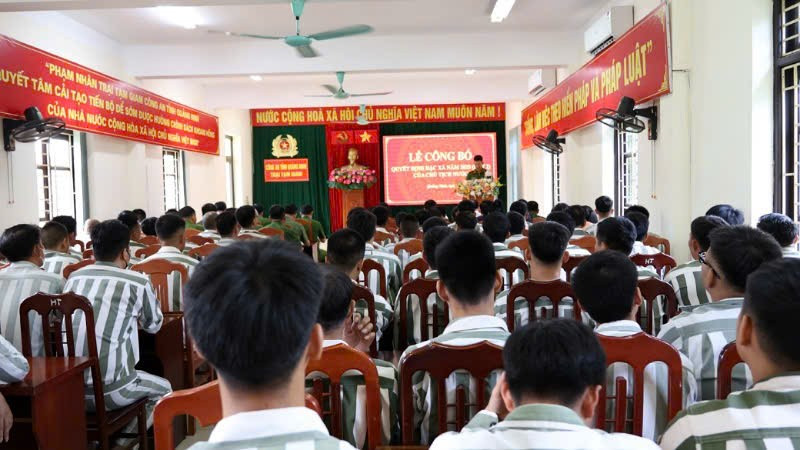 Quang cảnh Lễ công bố tại trại giam Công an tỉnh Quảng Ninh.