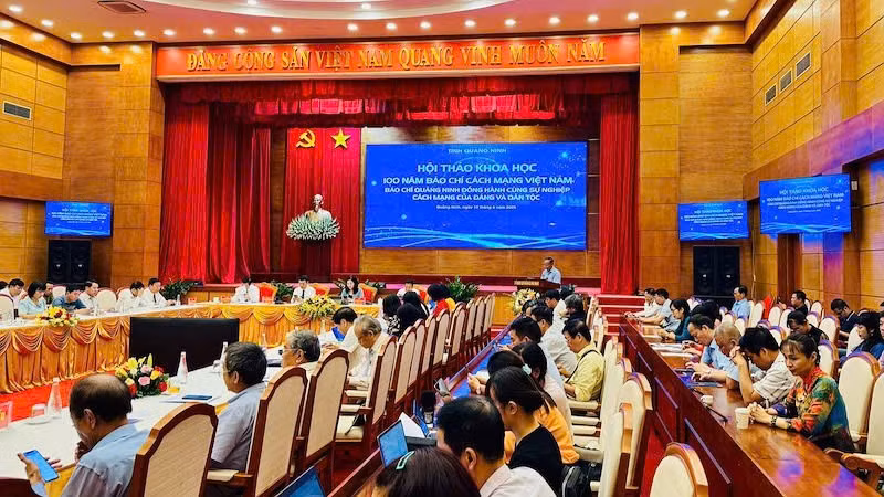 Quang cảnh hội thảo.