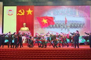 Tiết mục nghệ thuật chào mừng hội nghị.