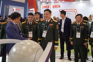 Đoàn đại biểu cấp cao Bộ Quốc phòng Việt Nam tham dự Triển lãm Quốc phòng và Hàng không vũ trụ (SAHA) 2026.