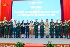 Các đại biểu tại hội nghị.