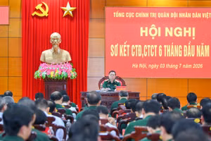Đại tướng Nguyễn Trọng Nghĩa, Ủy viên Bộ Chính trị, Bí thư Trung ương Đảng, Ủy viên Thường vụ Quân ủy Trung ương, Chủ nhiệm Tổng cục Chính trị Quân đội nhân dân Việt Nam chủ trì hội nghị.