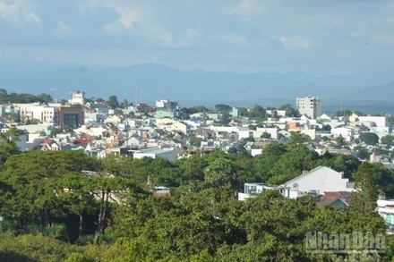 Xây dựng phường Pleiku thành “điểm đến” xanh-văn minh-giàu bản sắc.