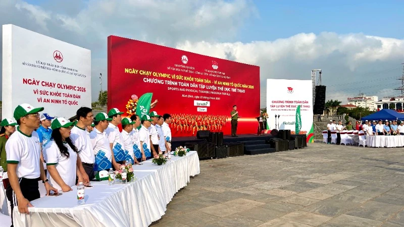 Hơn 4.000 người tham gia Ngày chạy Olympic vì sức khỏe toàn dân tại Ninh Bình