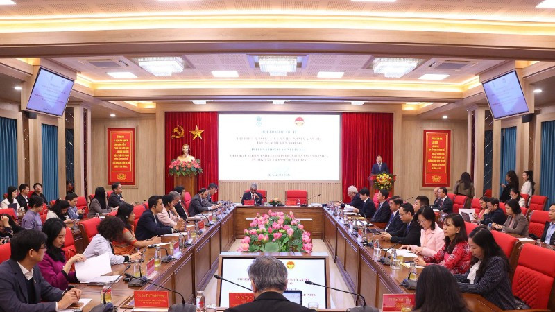 Hội thảo khoa học quốc tế “Cơ hội và nỗ lực của Việt Nam và Ấn Độ trong chuyển đổi số” do Học viện Chính trị quốc gia Hồ Chí Minh và Đại sứ quán Ấn Độ tại Việt Nam đồng tổ chức.
