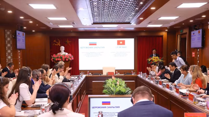 Quang cảnh Lễ bế mạc.