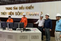 Đoàn kiểm tra Bộ Công thương kiểm tra trung tâm điều khiển Thủy điện Sông Tranh 2.