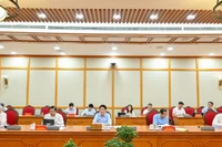 Tổ công tác của Bộ Chính trị làm việc với Ban Thường vụ Tỉnh ủy Cao Bằng và Ban Thường vụ Thành ủy Huế. (Ảnh: Thủy Nguyên)