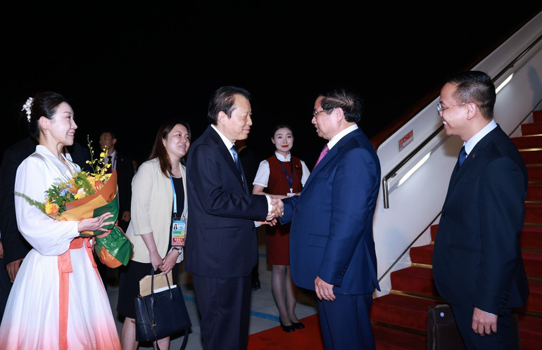 vna-potal-thu-tuong-a-commencé-à-assister-à-la-conférence-régulière-pour-organiser-la-coopération-en-mer-co-2025-8245986.jpg