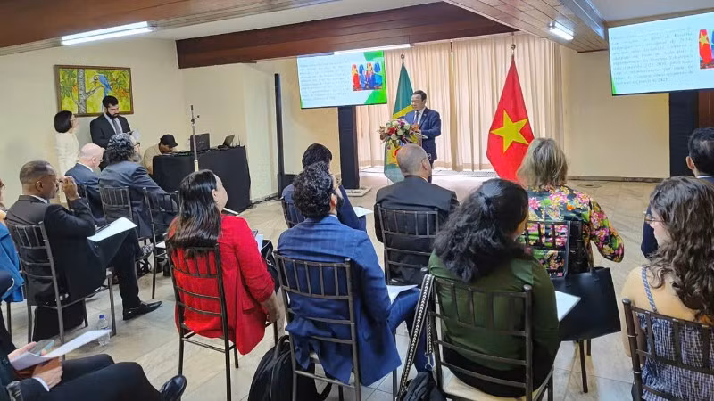 Quang cảnh Hội thảo “Cơ hội phát triển chuỗi giá trị Nông nghiệp thông minh Việt Nam-Brazil 2025".